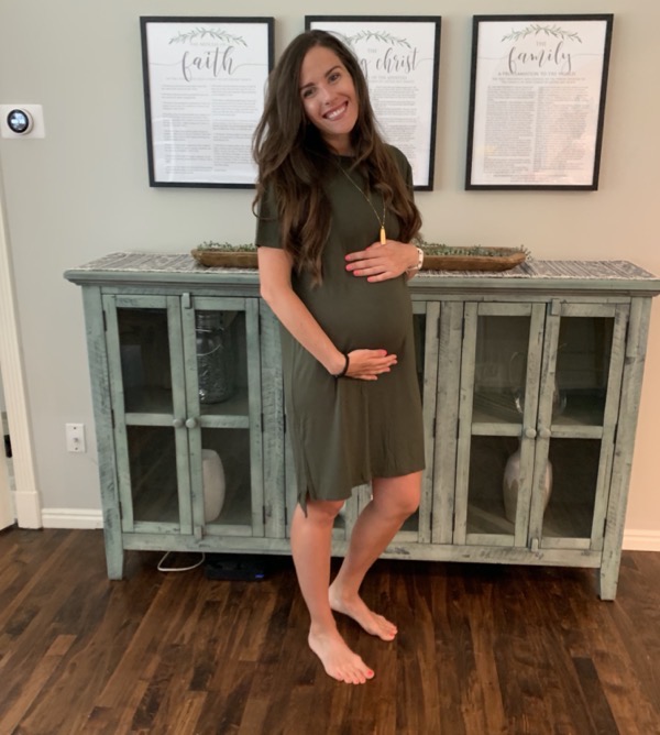 19 Weeks + Maternity Clothes that I am Loving…. - The Hungry Runner Girl